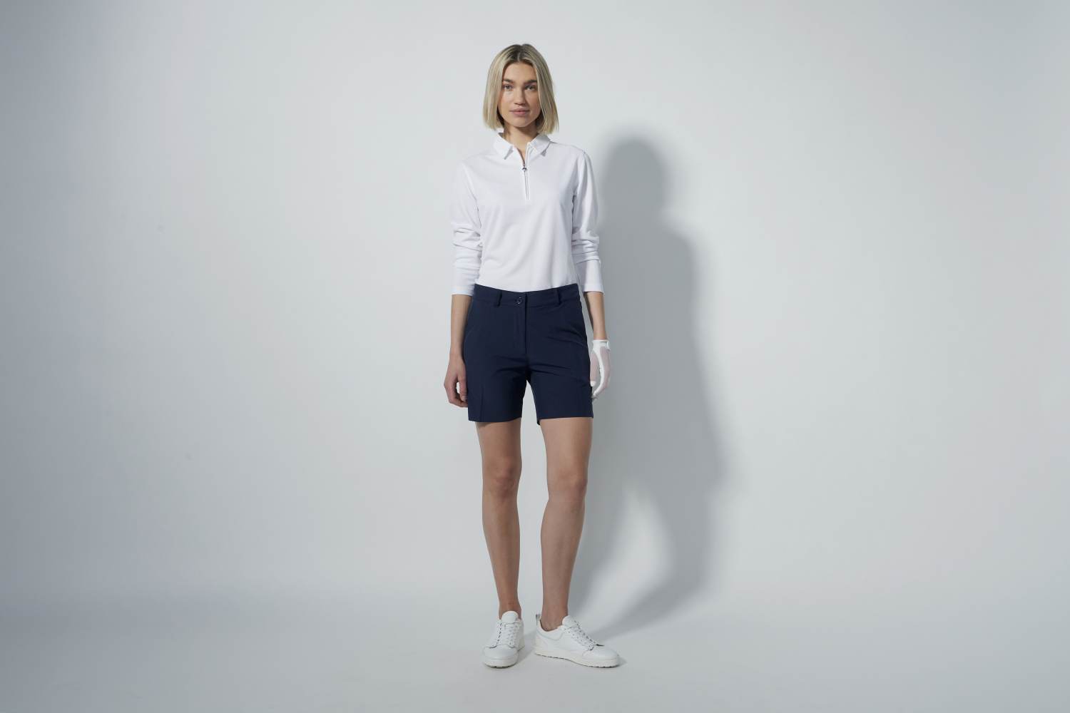 Beyond Dame Shorts   Navy   Str. 36 fra Daily Sports